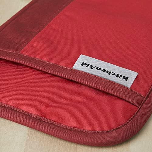 KitchenAid Beacon Two-Tone Non-Slip Pot Holder Set, Passion Red/Bordeaux, 7"x10", 2 Piece - Image 6
