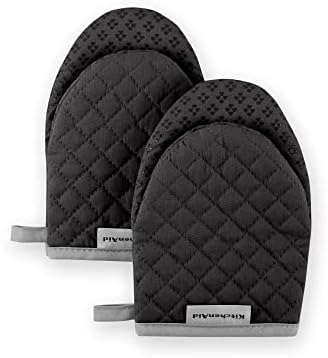 KitchenAid Asteroid Mini Oven Mitt Set, 5.5"x8", Black, 2 Piece by Unknown
