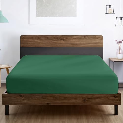 FreshCulture King Fitted Sheet Only - Hotel Quality Fitted Sheet King Size - Ultra Soft & Breathable - Brushed Microfiber - Deep Pocket - Cooling Fitted Sheets for King Size Bed (Dark Green) - Image 5