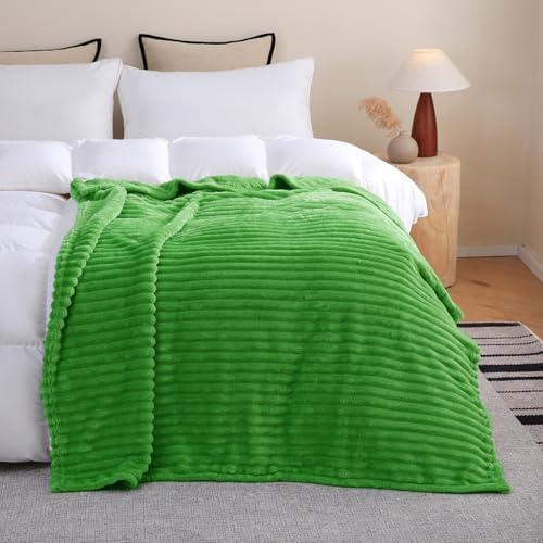 Bright Green Fleece Throw Blanket 60”×80” for Couch Sofa Livingroom - Image 4