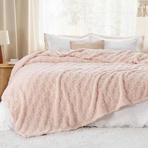 Bedsure GentleSoft California King Blanket for Bed - Super Soft Cozy Blankets for Kids Girls, Large Fuzzy Fleece Throw for Bedroom Decor, Light Pink, 102x96 Inches - Image 6