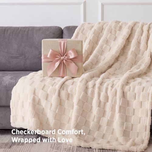 Bedsure Checkered Fleece Throw Blankets for Bed/Couch, Cream,50"×70" - Image 5