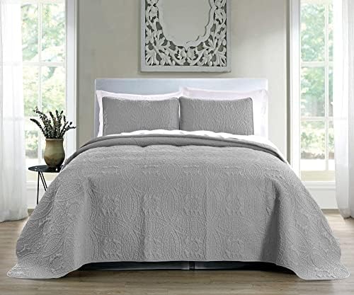 Quilt Set King/Cal King/California King Size Light Grey - Oversized Bedspread - Soft Microfiber Lightweight Coverlet for All Season - 3 Piece Includes 1 Quilt and 2 Shams, Geometric Pattern - Image 2