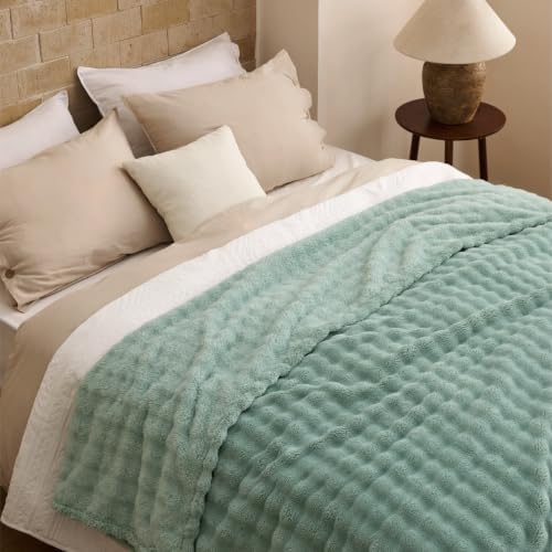 Bedsure Cloud Bubble Full Size Blanket for Bed, Sage Green, 84"×90" - Image 4