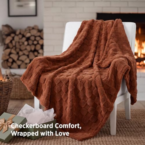 Bedsure Checkered Fleece Throw Blankets for Couch, Burnt Orange 50"×70" - Image 5