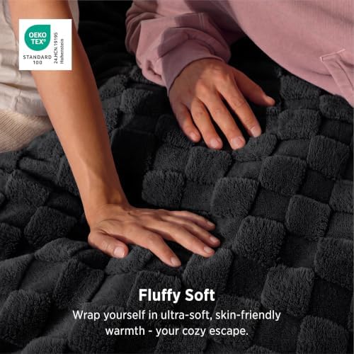 Bedsure Checkered Soft Cozy Queen Blanket for Bed, Black, 90"×90" - Image 2