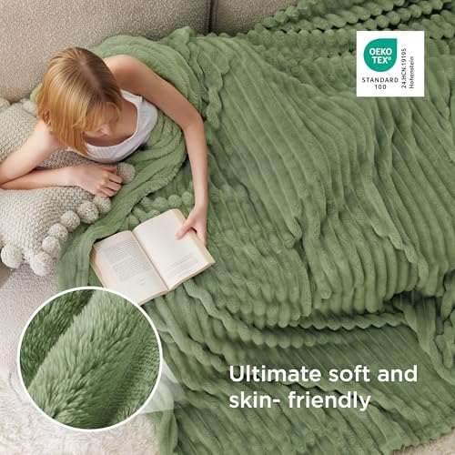 Bedsure Soft King Size Blankets for Bed Reseda Green 108"x90" - Image 4