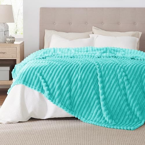 Bedsure Soft King Size Blankets for Bed Blue Fog 108"x90" - Image 3