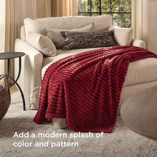 Bedsure Soft Twin XL Blanket for Bed Dorm Red 66"x90" - Image 3