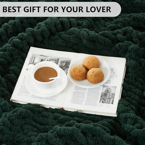 L'AGRATY Chunky Knit Throw Blanket for Couch, 40 x 50 Inches, Olive Green - Image 7