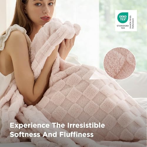Bedsure Checkered Soft Twin Blanket for Bed, Light Pink, 60"×80" - Image 5