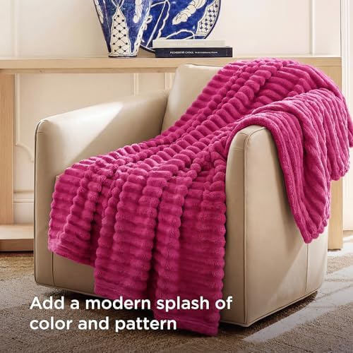 Bedsure Soft Hot Pink Throw Blanket for Couch Decor Gifts 50"x70" - Image 3