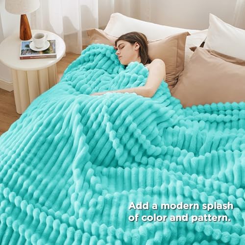 Bedsure Soft King Size Blankets for Bed Blue Fog 108"x90" - Image 5