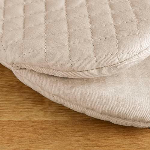 KitchenAid Asteroid Mini Oven Mitt Set, 5.5"x8", Milkshake Tan, 2 Piece - Image 4